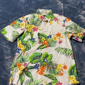 Men’s Hawaiian style shirt